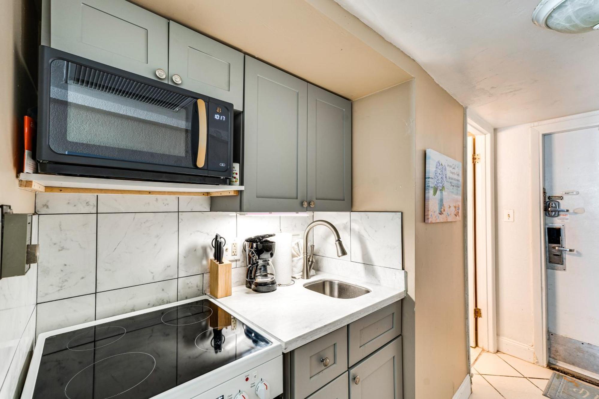 Daytona Beach Resort Studio With Beach Access! Экстерьер фото